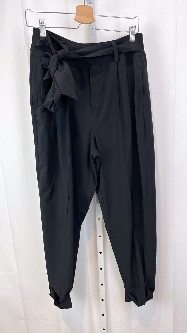 ATHLETA Size 12 Cardiff Pants 882681 Tie Waist Pull On Pleated Lightweight Black